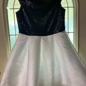 Girl's Size 14 Black and White  Party Dress by Lilt